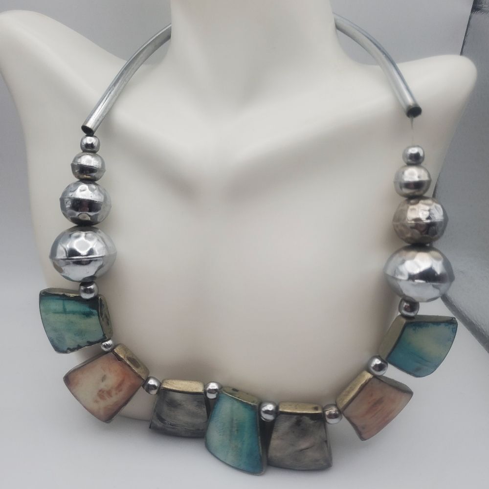 Avatar bordered style tribal‎ necklace